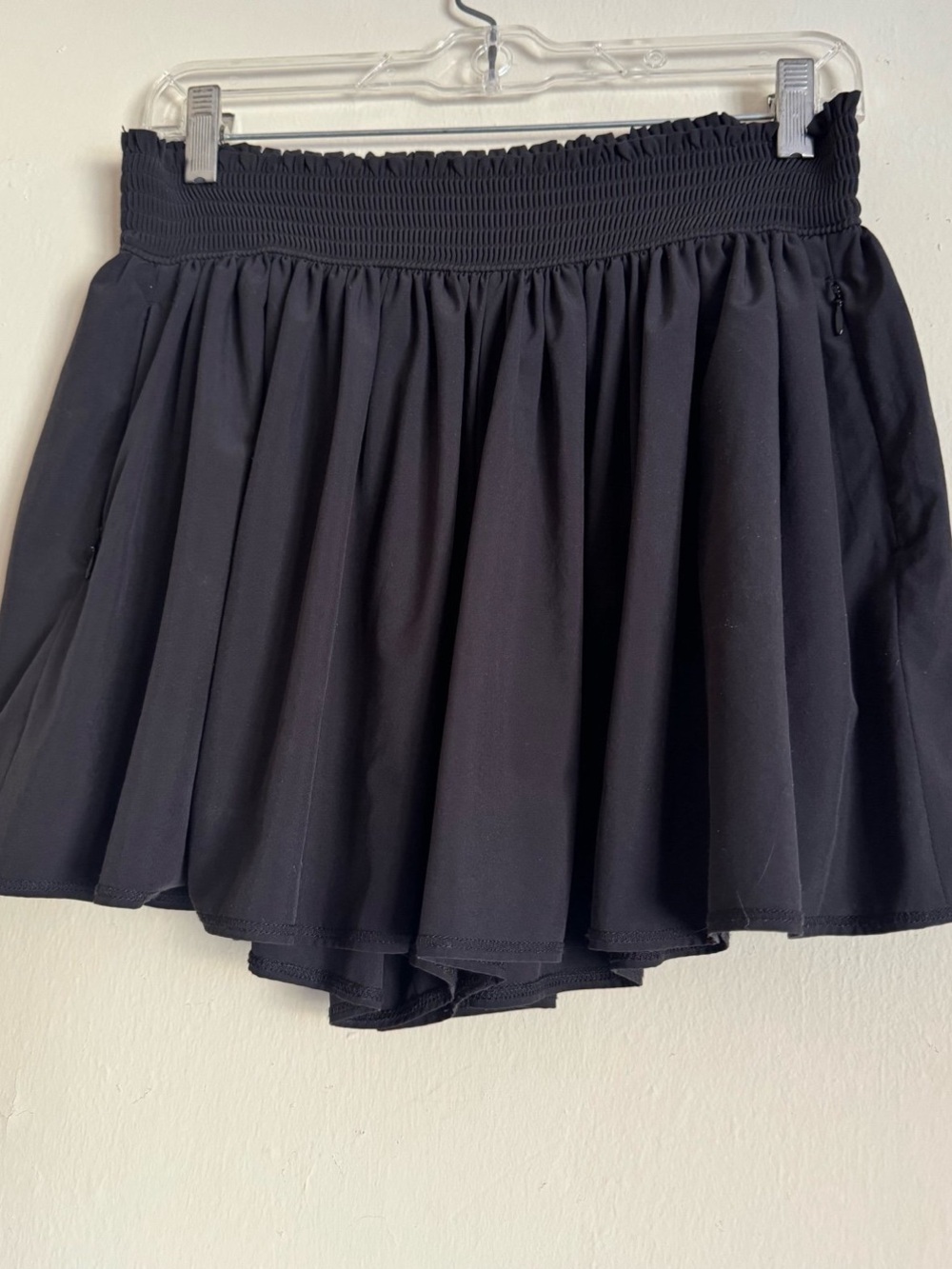 Athleta Black Smocked Waist Skort Sz XS